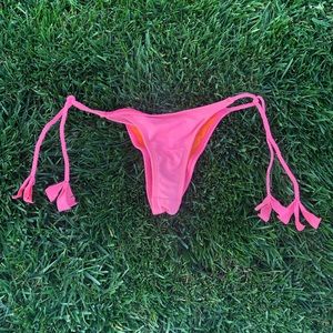 Brazilian bikini bottoms